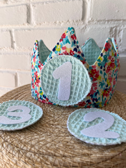 Corona cumple Prímula y verde